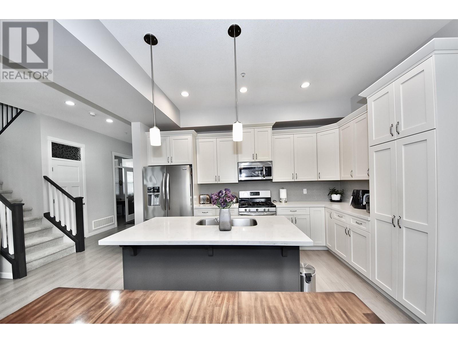 24442 113 Avenue, Maple Ridge, British Columbia  V2W 5H4 - Photo 4 - R3010470