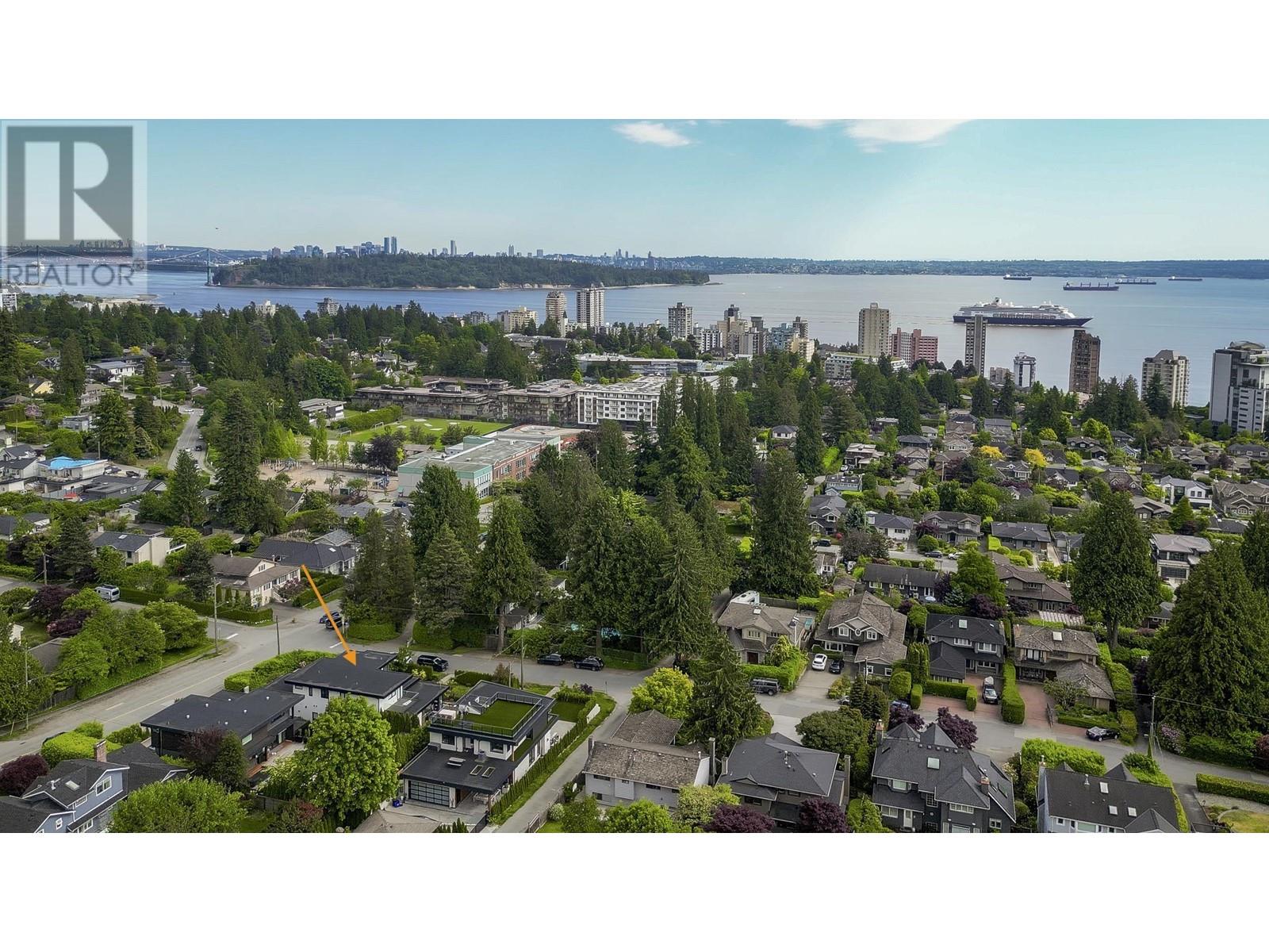 2213 Kings Avenue, West Vancouver, British Columbia  V7V 2C1 - Photo 8 - R2982400