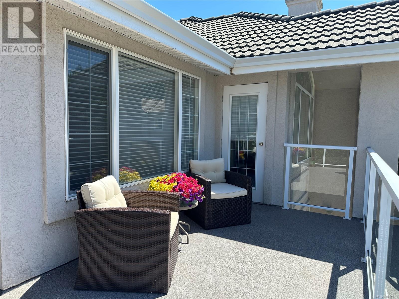 Property at 6255 Karen Crt image 4