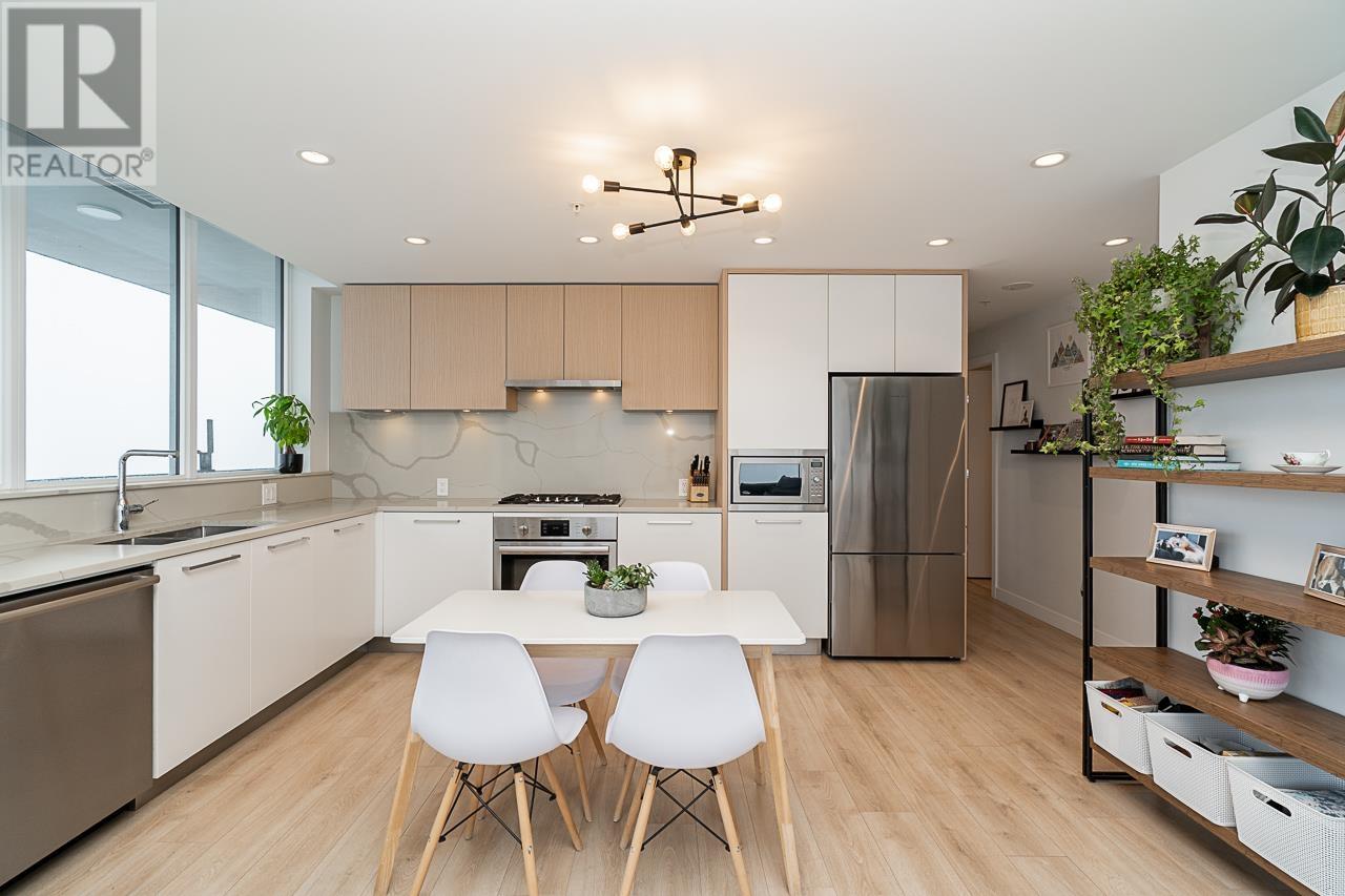 2704 567 CLARKE ROAD, Coquitlam, British Columbia