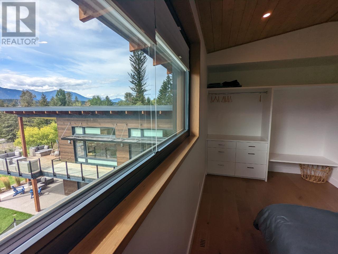 1731 Victoria Avenue, Windermere, British Columbia  V0B 2L2 - Photo 33 - 10342877