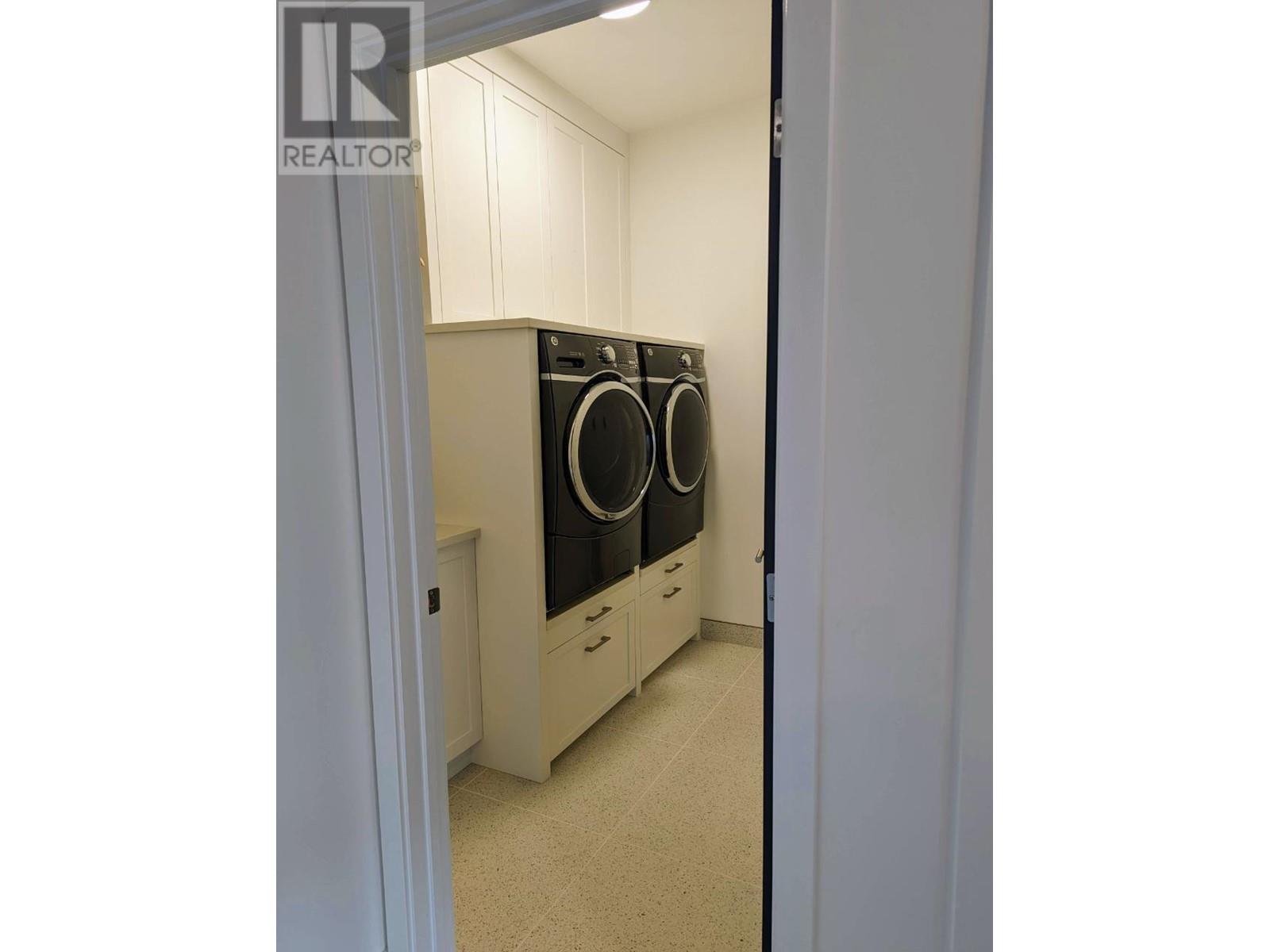 1731 Victoria Avenue, Windermere, British Columbia  V0B 2L2 - Photo 36 - 10342877