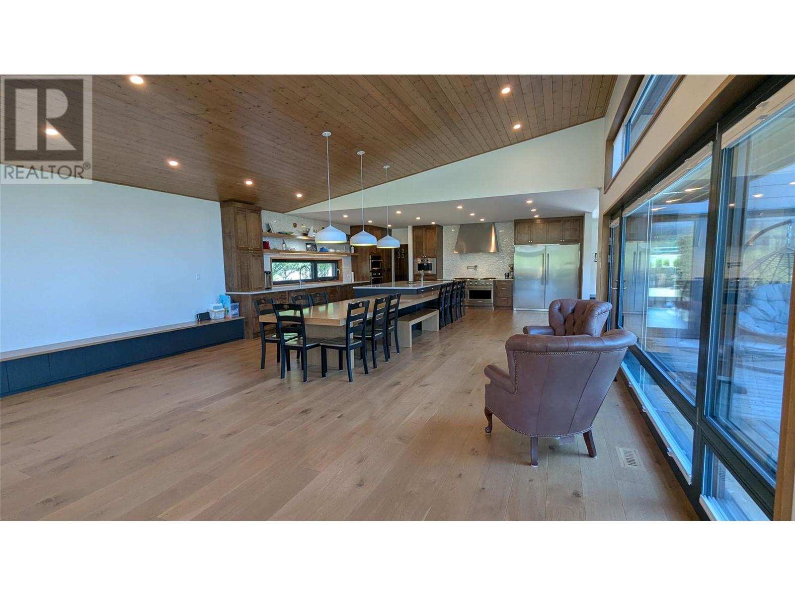 1731 Victoria Avenue, Windermere, British Columbia  V0B 2L2 - Photo 82 - 10342877
