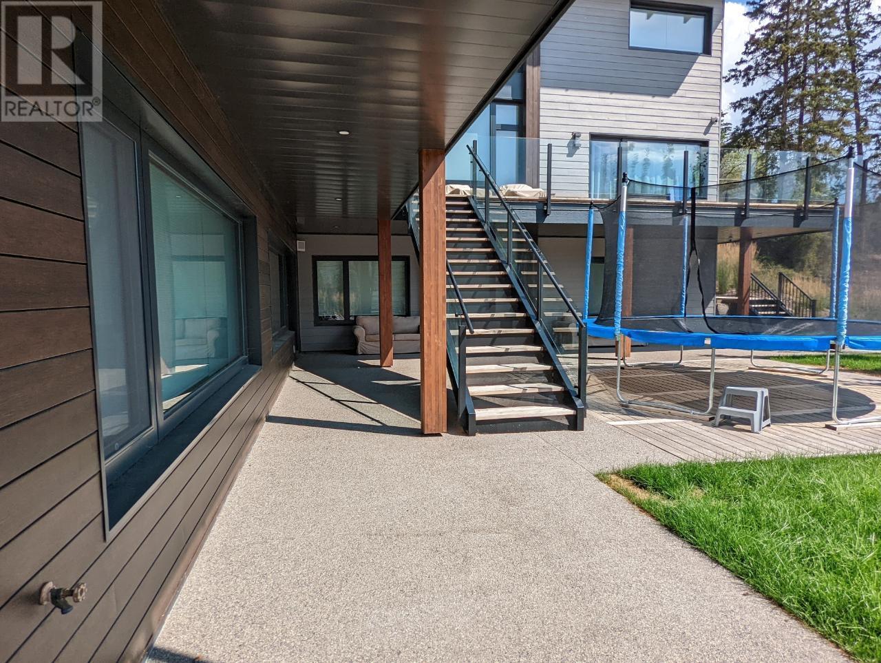 1731 Victoria Avenue, Windermere, British Columbia  V0B 2L2 - Photo 60 - 10342877