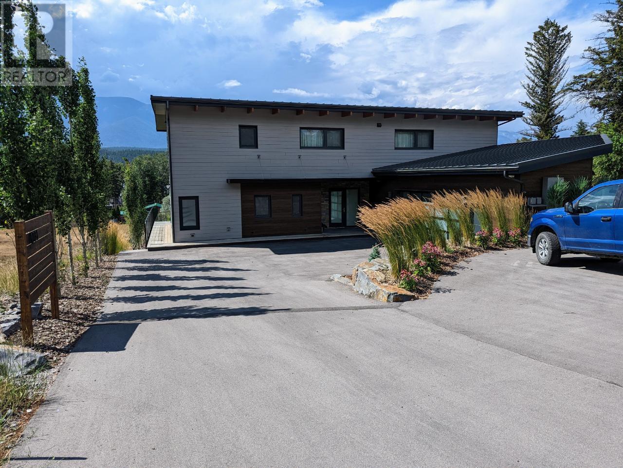 1731 Victoria Avenue, Windermere, British Columbia  V0B 2L2 - Photo 63 - 10342877