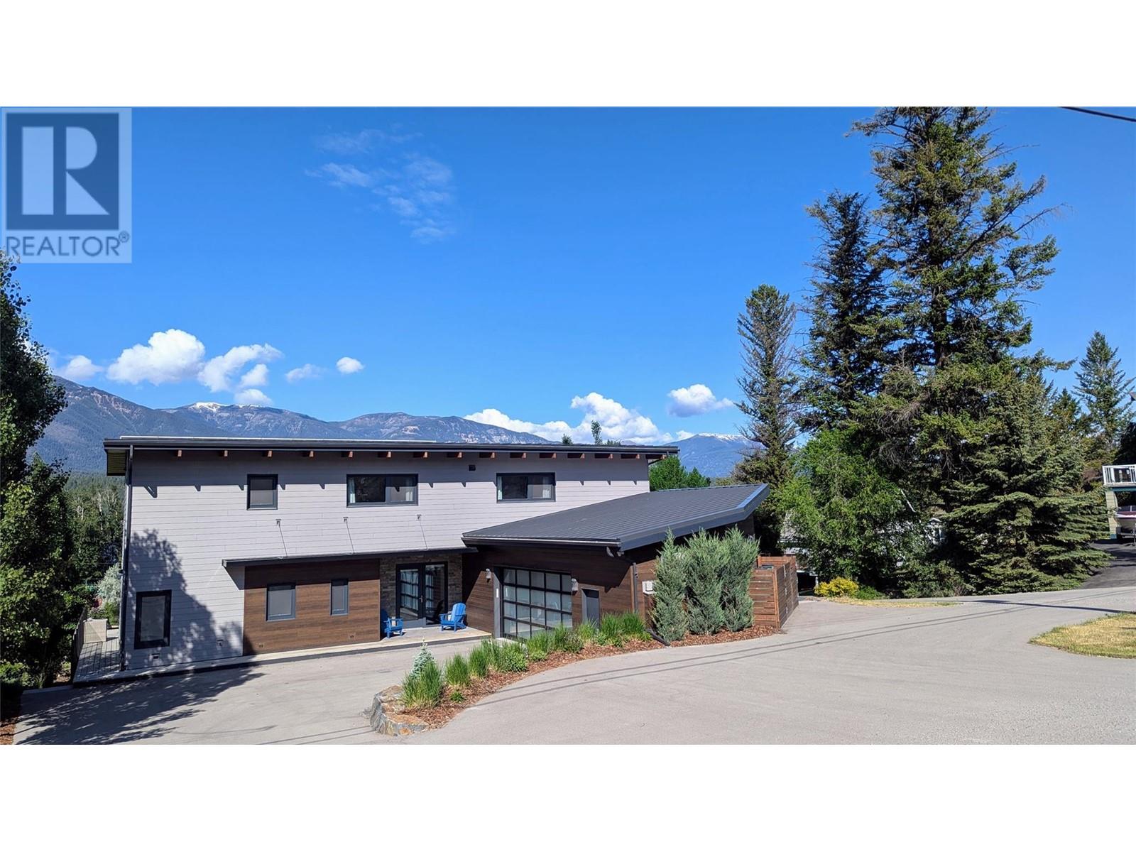 1731 Victoria Avenue, Windermere, British Columbia  V0B 2L2 - Photo 88 - 10342877