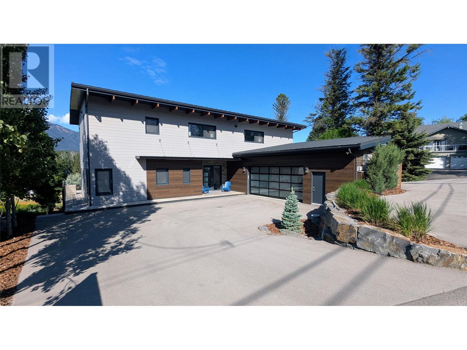 1731 Victoria Avenue, Windermere, British Columbia  V0B 2L2 - Photo 87 - 10342877