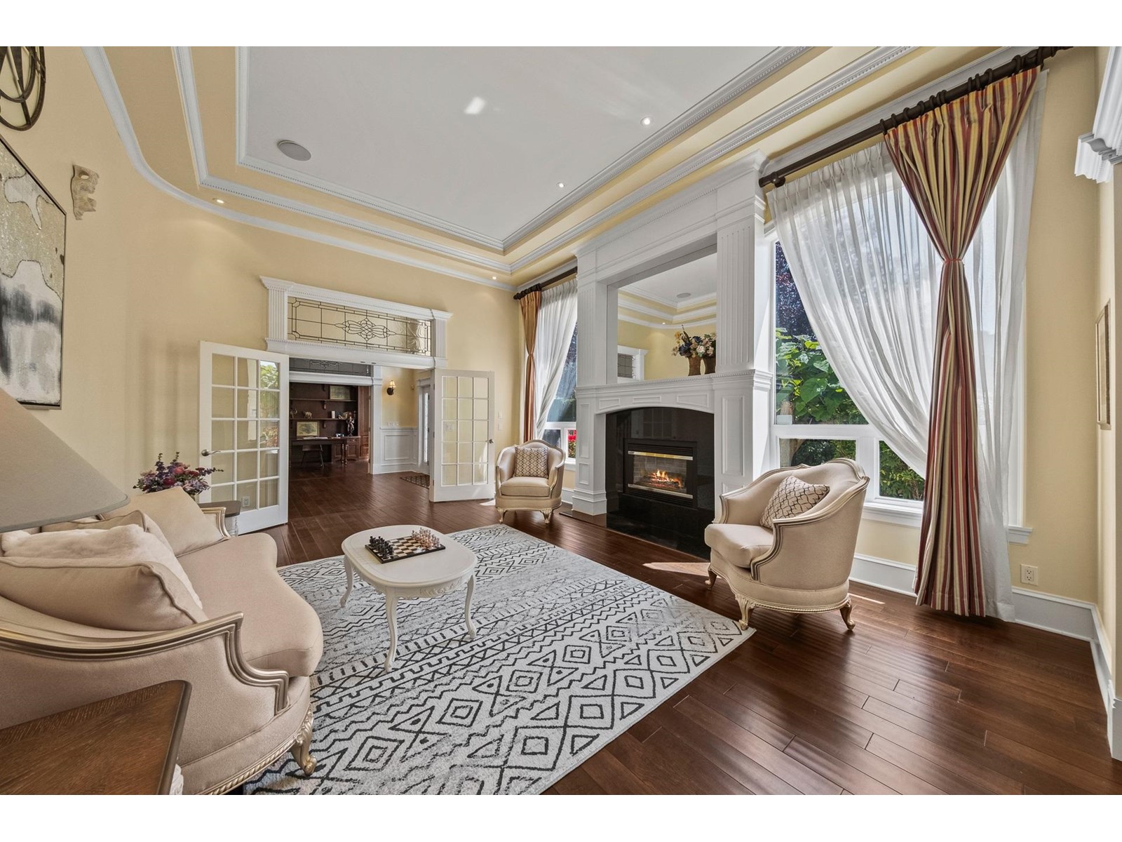 Property at 16581 26 AVENUE image 4