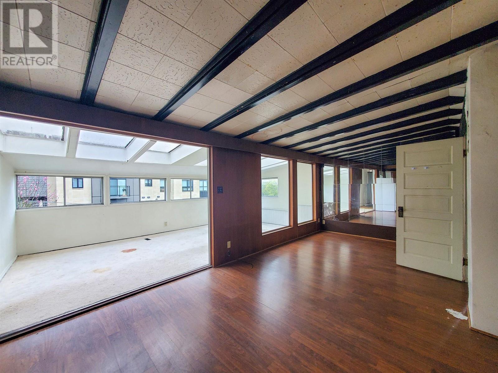2070 W 14th Avenue, Vancouver, British Columbia  V6J 2K4 - Photo 12 - R2987354