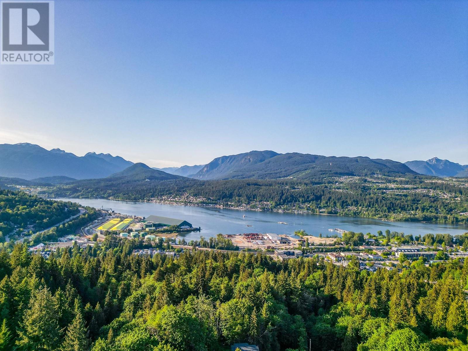 1124 LUXTON SQUARE, Coquitlam, British Columbia