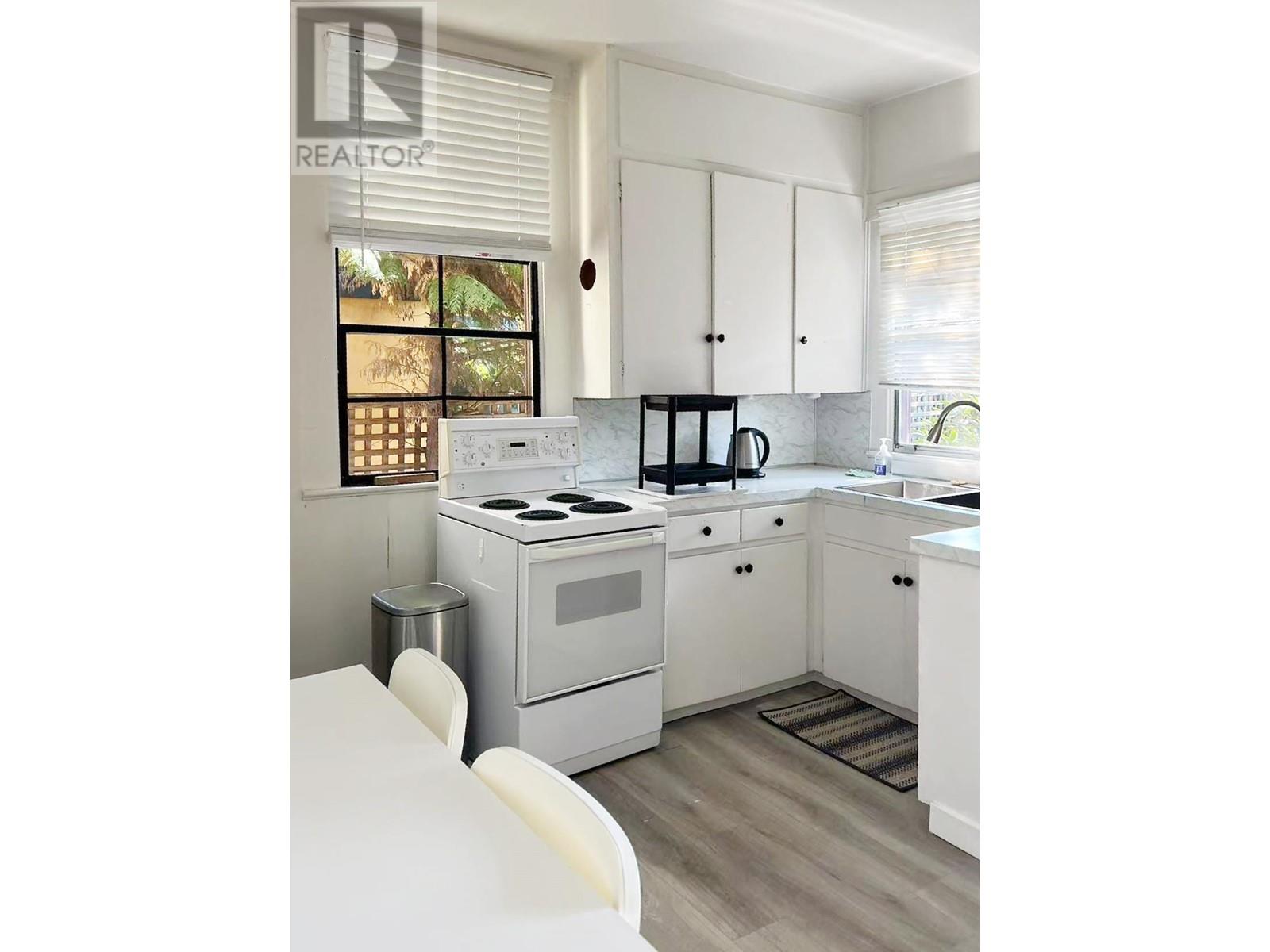 2070 W 14th Avenue, Vancouver, British Columbia  V6J 2K4 - Photo 20 - R2987354