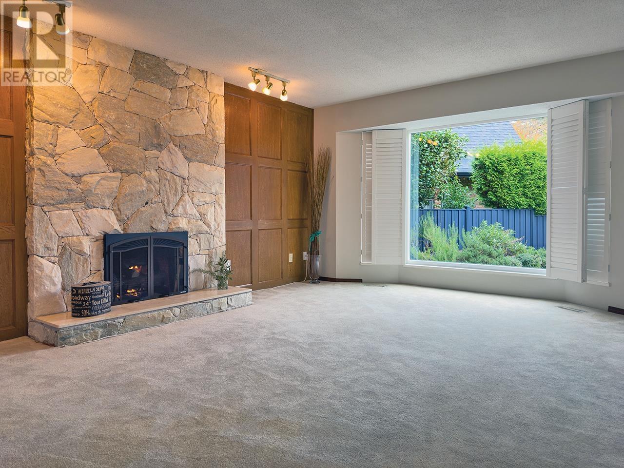 Property at 9319 ROMANIUK DRIVE image 5