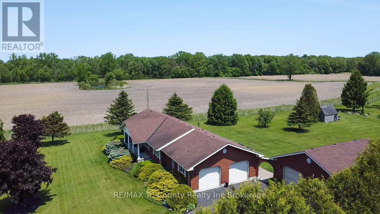 916 Norfolk County 28 Road, Norfolk, Ontario  N0E 1G0 - Photo 2 - X12197452