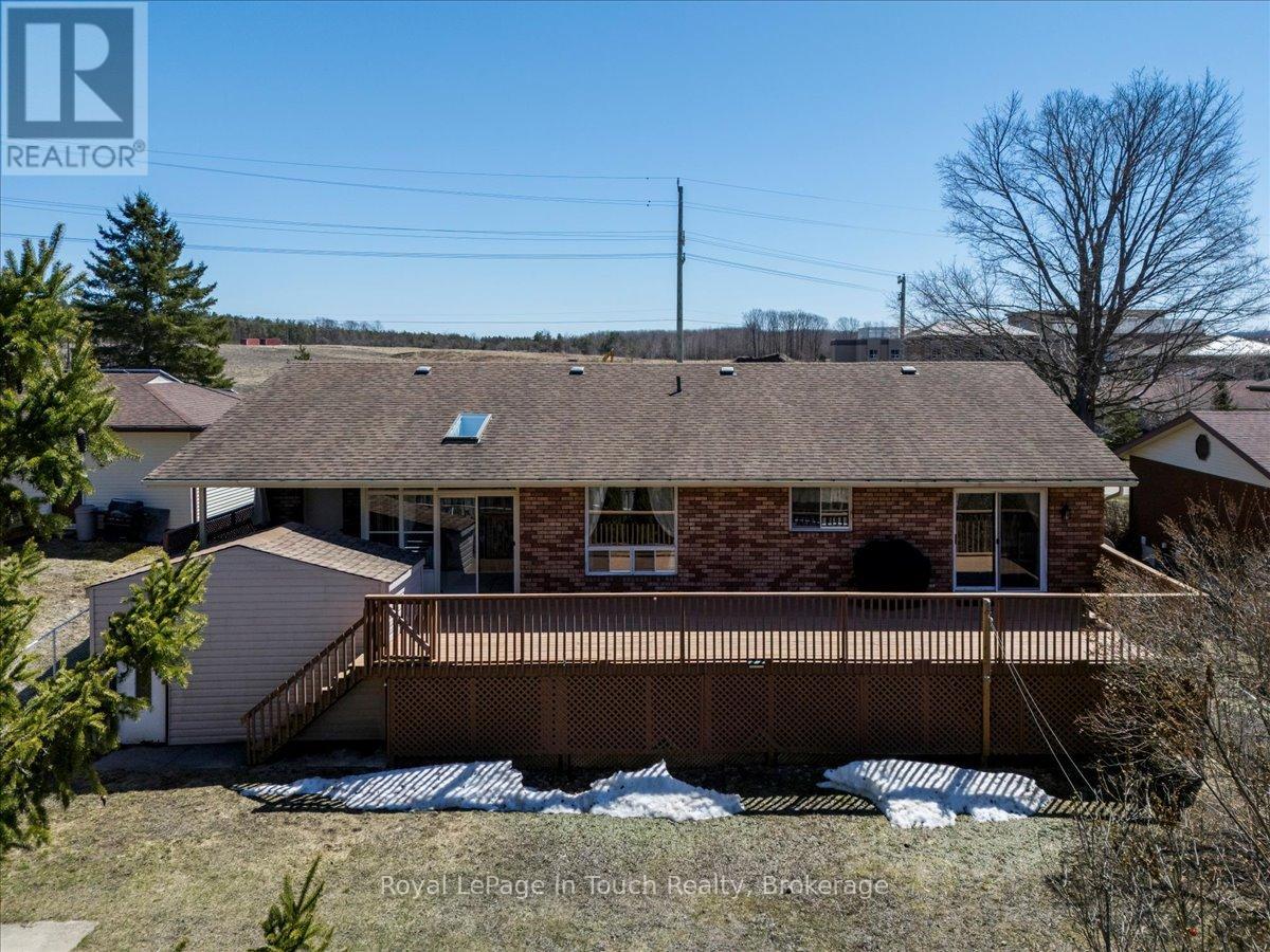 93 Edward Street, Penetanguishene, Ontario  L9M 1J3 - Photo 37 - S12197442