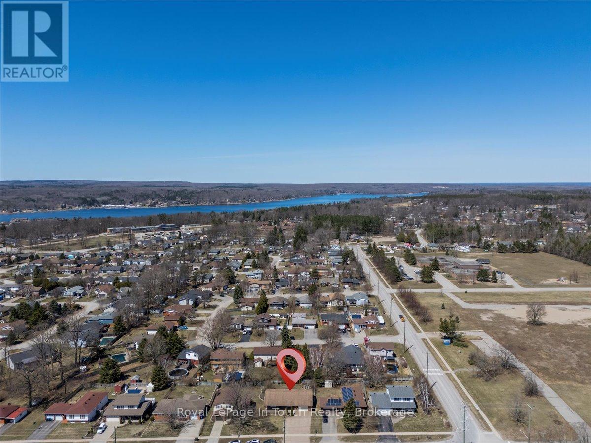 93 Edward Street, Penetanguishene, Ontario  L9M 1J3 - Photo 38 - S12197442