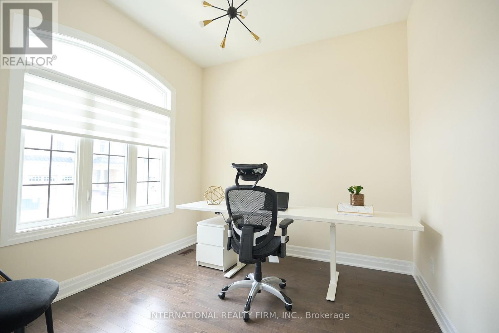 Property at 63 MERLIN STREET image 3