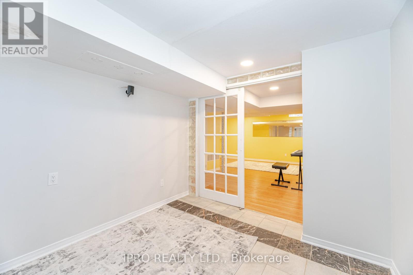 41 - 5659 Glen Erin Drive E, Mississauga, Ontario  L5M 5P2 - Photo 37 - W12197384