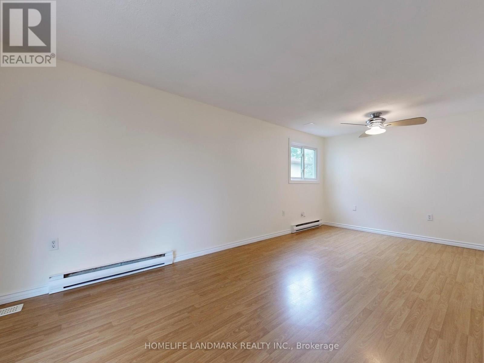 15 Corbett Drive, Barrie, Ontario  L4M 5T1 - Photo 9 - S12189168