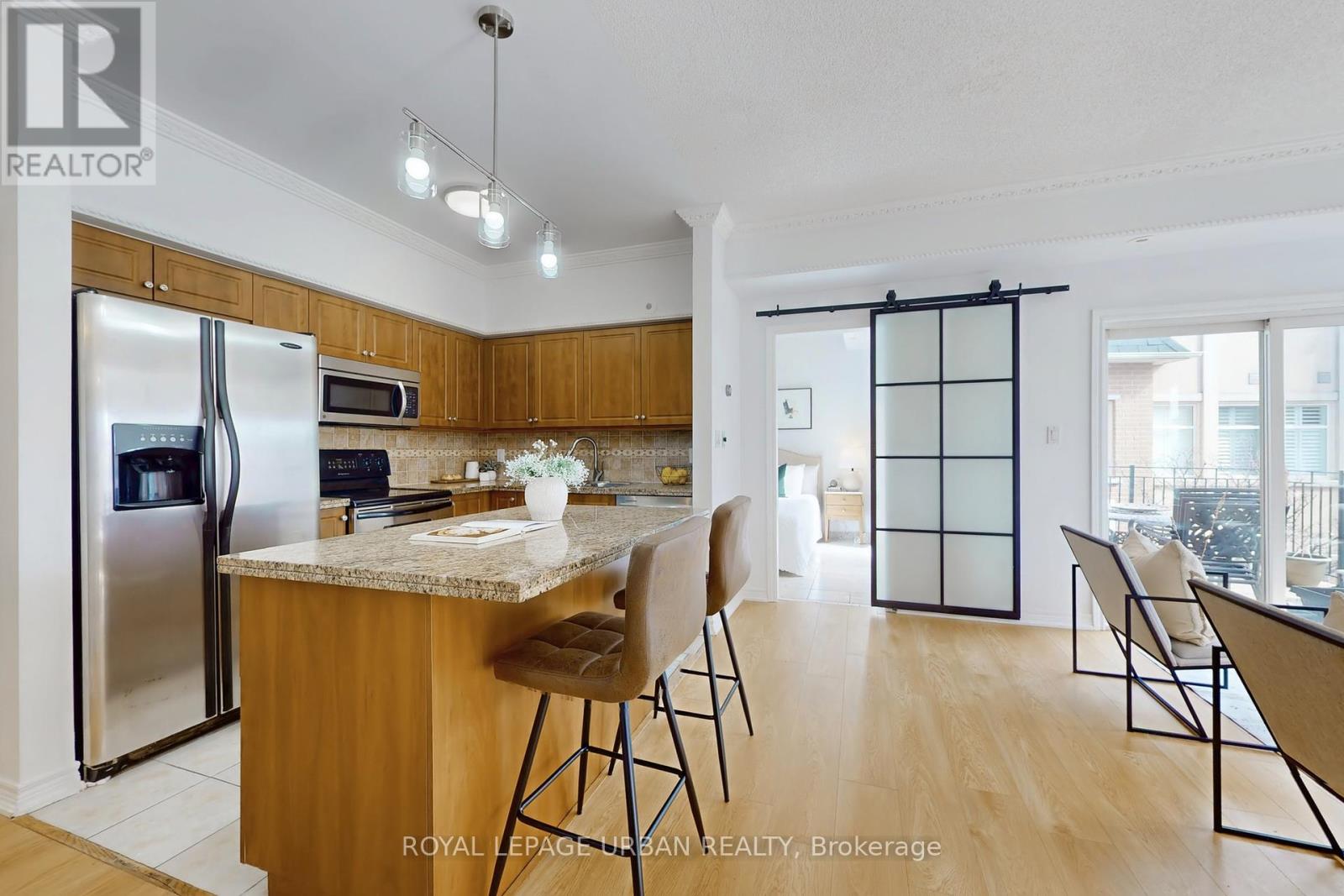 235 - 1837 Eglinton Avenue E, Toronto, Ontario  M4A 2Y4 - Photo 5 - C12192457