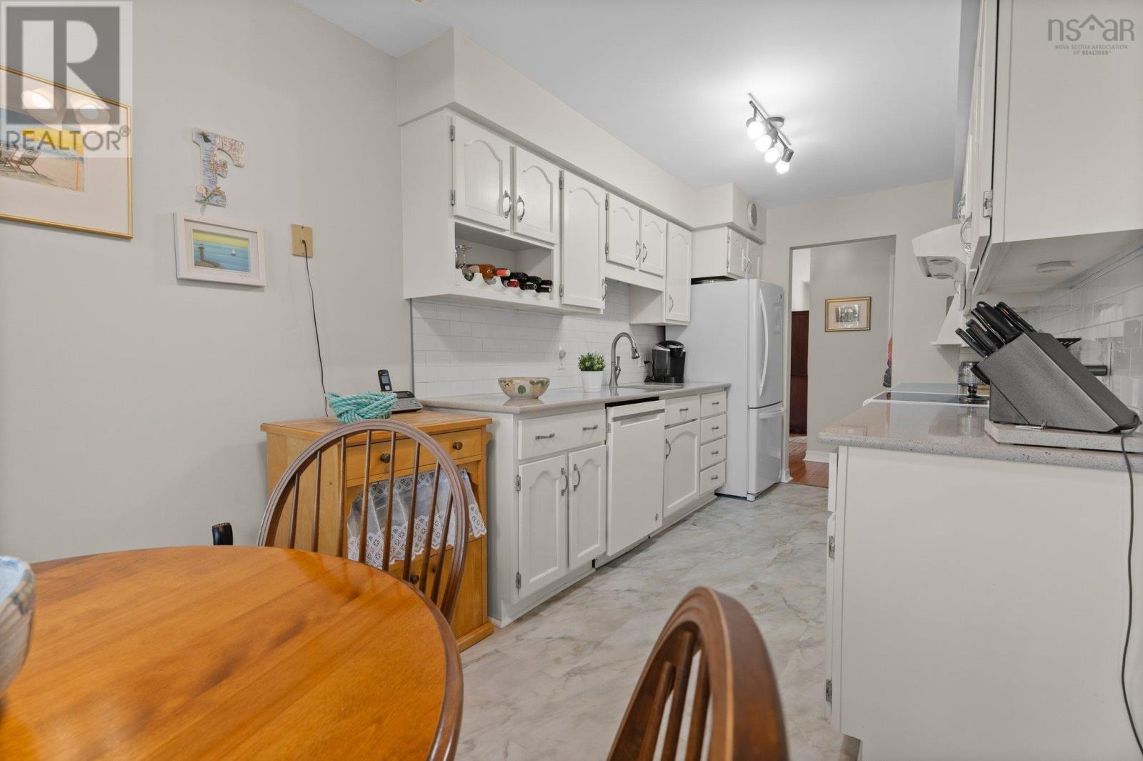 12 Pioneer Ave, Halifax, Nova Scotia  B3M 1W8 - Photo 7 - 202513459