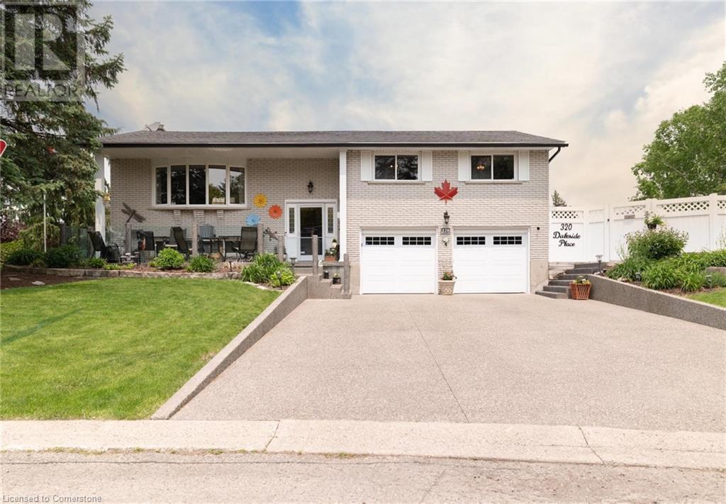 320 Daleside Place, Waterloo, Ontario  N2L 5M4 - Photo 1 - 40737040