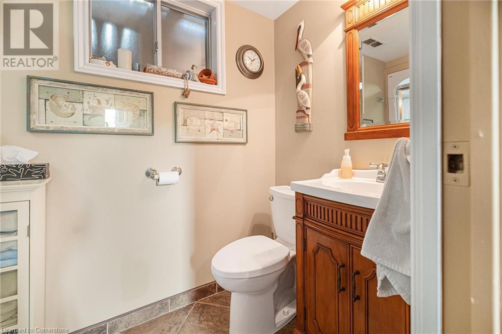 320 Daleside Place, Waterloo, Ontario  N2L 5M4 - Photo 24 - 40737040