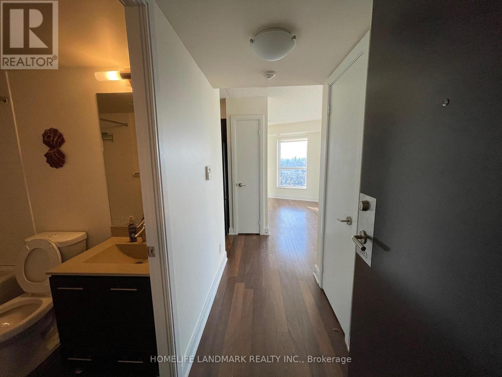 3923 - 135 Village Green Square, Toronto, Ontario  M1S 0G4 - Photo 14 - E12197408