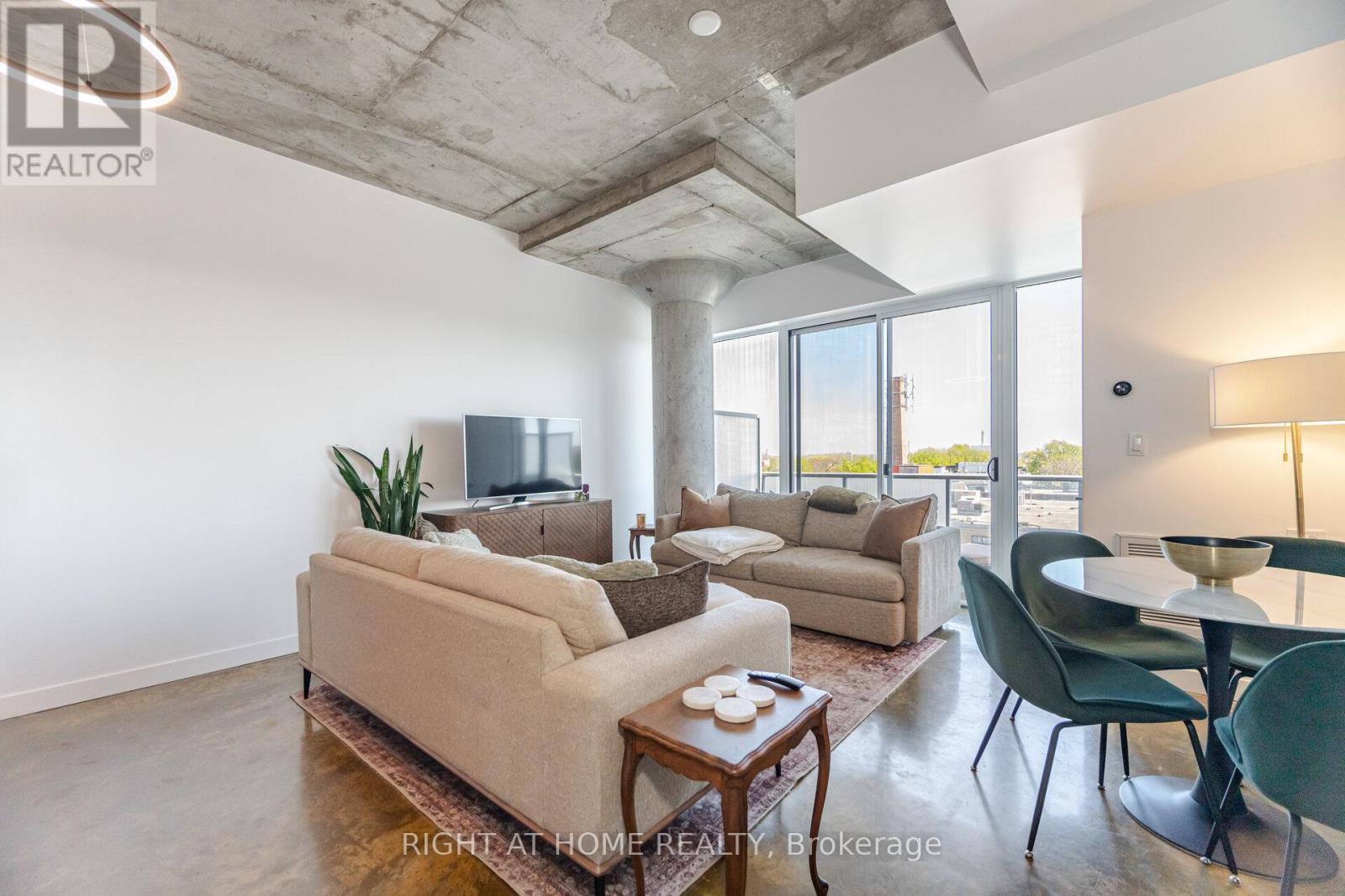 610 - 201 Carlaw Avenue, Toronto, Ontario  M4M 2S3 - Photo 13 - E12197438