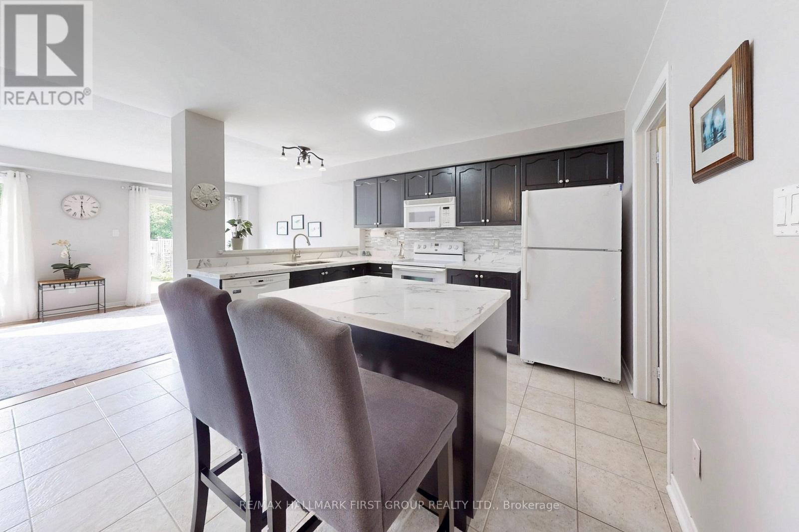 727 Sunbird Trail, Pickering, Ontario  L1X 2X5 - Photo 12 - E12197453