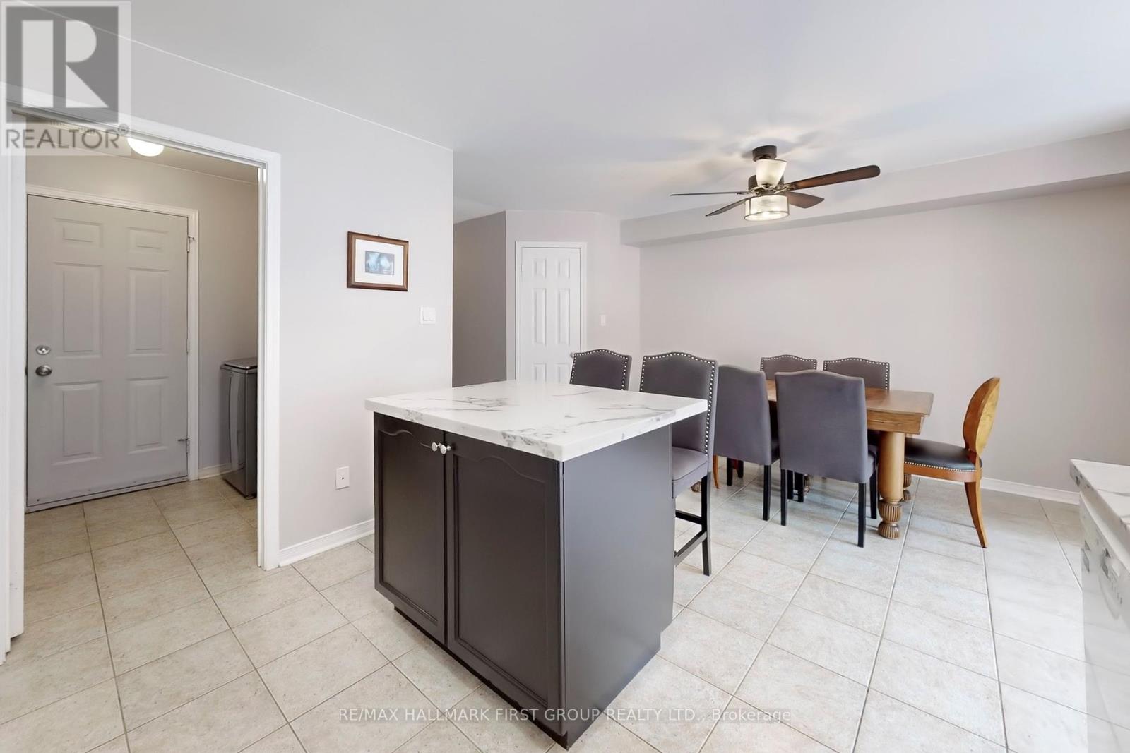 727 Sunbird Trail, Pickering, Ontario  L1X 2X5 - Photo 14 - E12197453