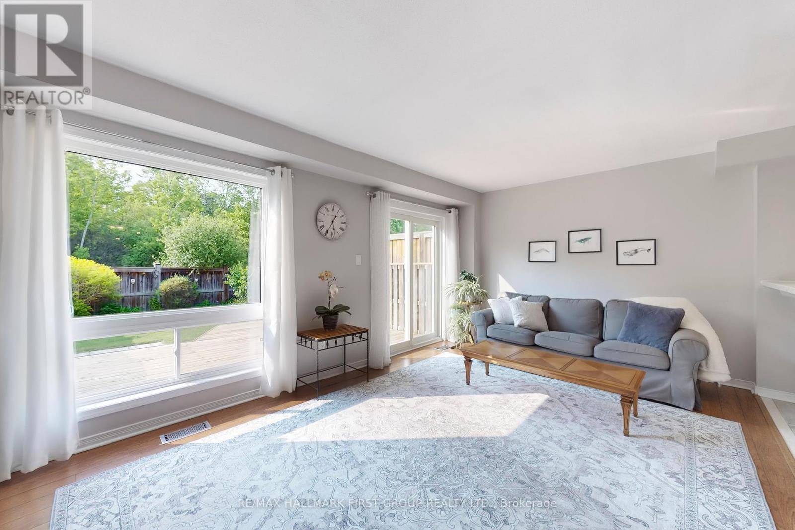 727 Sunbird Trail, Pickering, Ontario  L1X 2X5 - Photo 7 - E12197453
