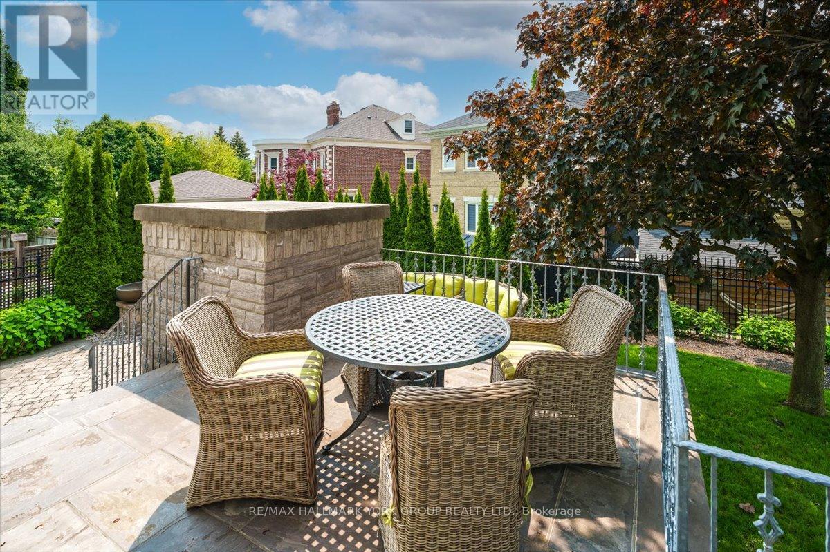 41 Direzze Court, Richmond Hill, Ontario  L4C 0C6 - Photo 47 - N12197435