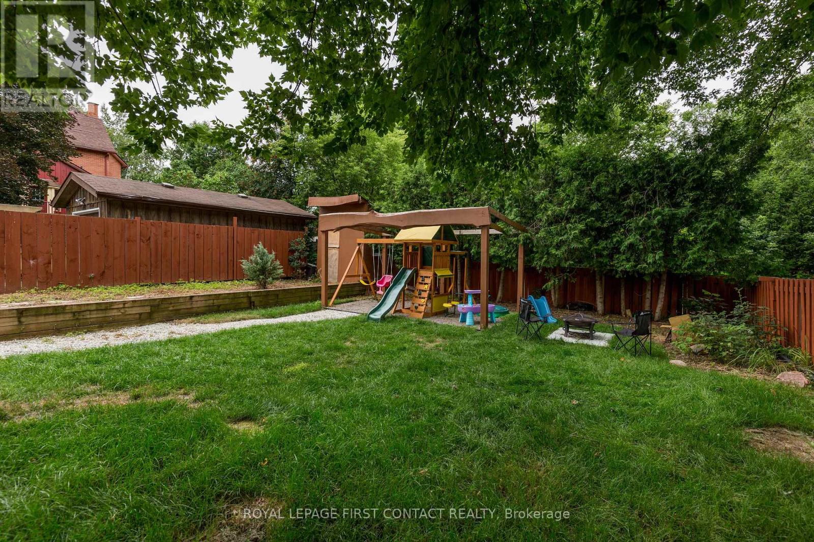2 George Street, Innisfil, Ontario  L0L 1L0 - Photo 36 - N12197444