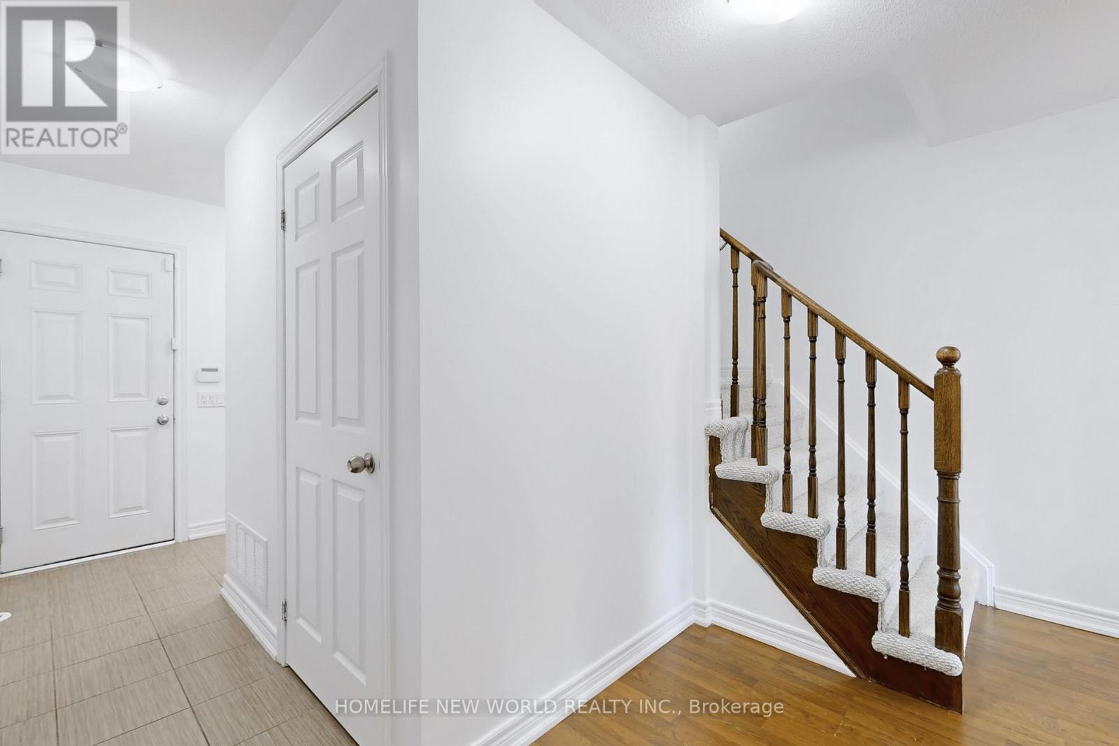 9860 Mccowan Road, Markham, Ontario  L6C 0M7 - Photo 8 - N12197478