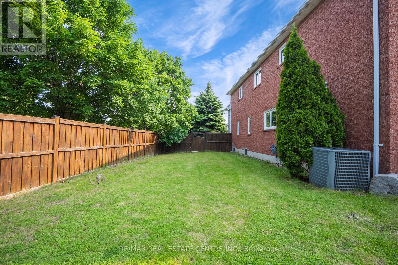 6361 Donway Drive, Mississauga (East Credit), Ontario  L5V 1J5 - Photo 45 - W12197393