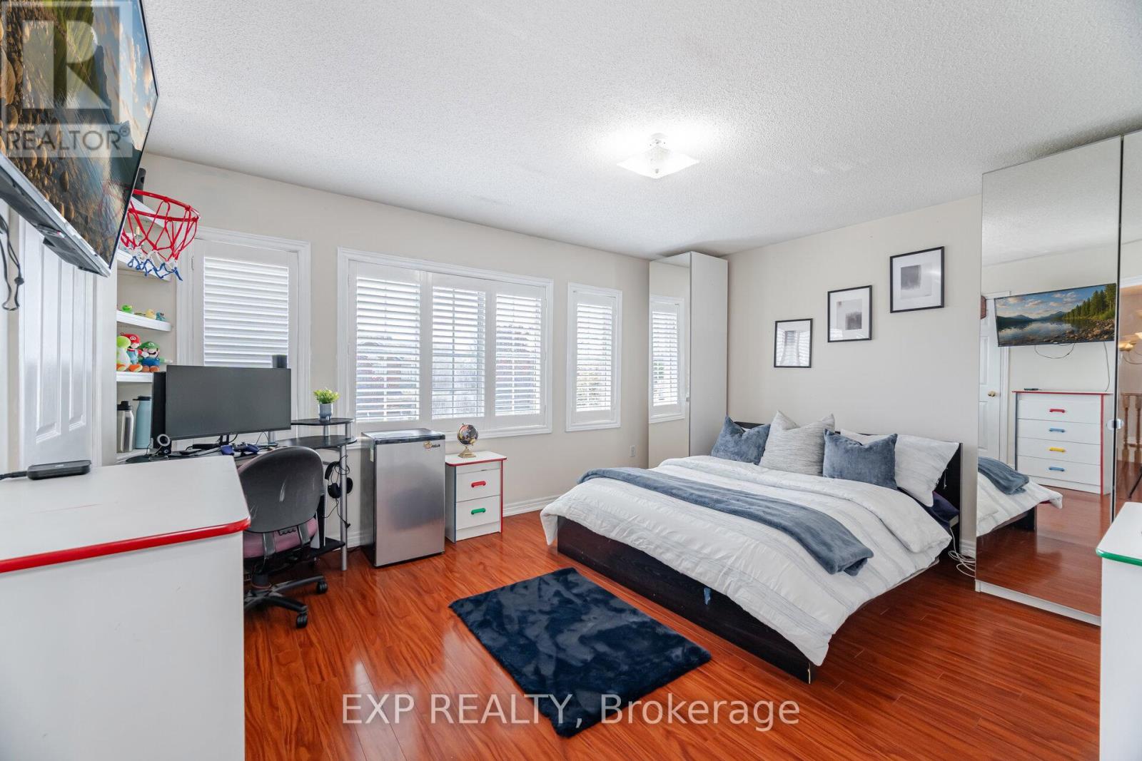 6611 Spinnaker Circle, Mississauga, Ontario  L5W 1R2 - Photo 29 - W12197406