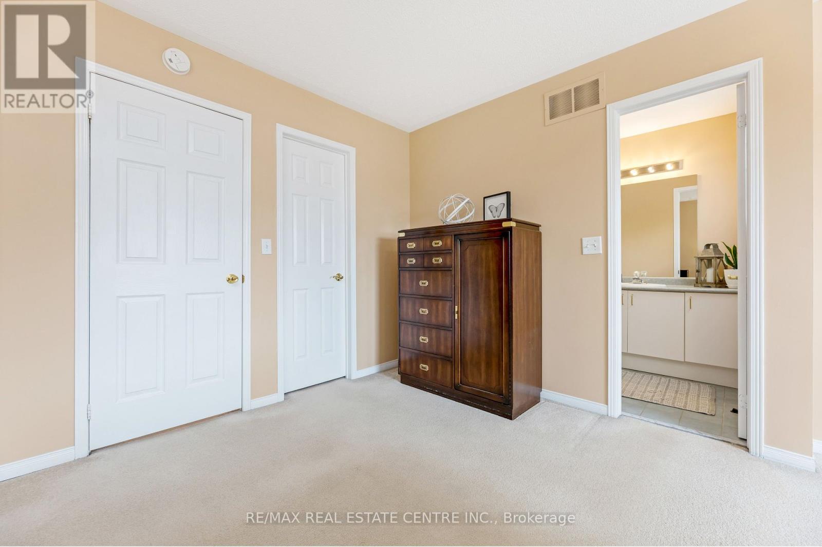 28 Coates Drive, Milton, Ontario  L9T 5R4 - Photo 13 - W12197419