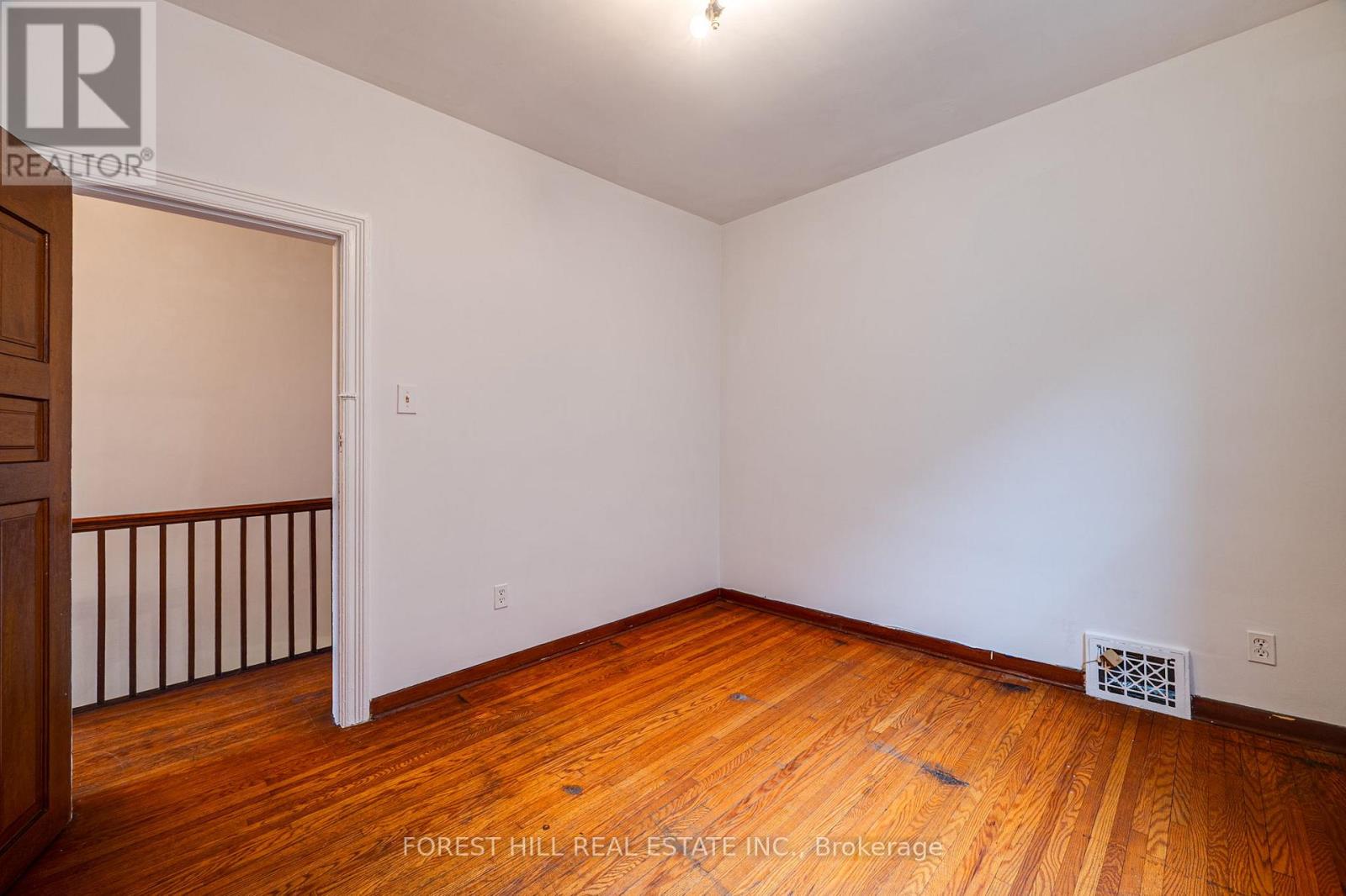 33 Hounslow Heath Road, Toronto, Ontario  M6N 1G7 - Photo 22 - W12197431