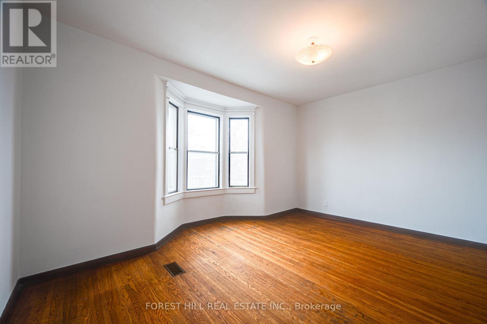33 Hounslow Heath Road, Toronto, Ontario  M6N 1G7 - Photo 23 - W12197431