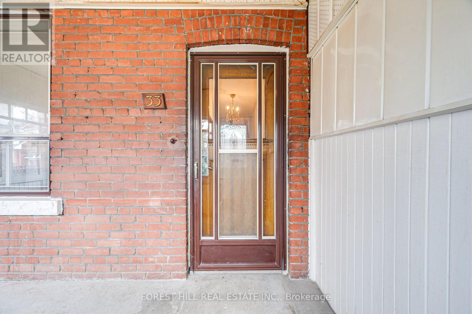 33 Hounslow Heath Road, Toronto, Ontario  M6N 1G7 - Photo 4 - W12197431