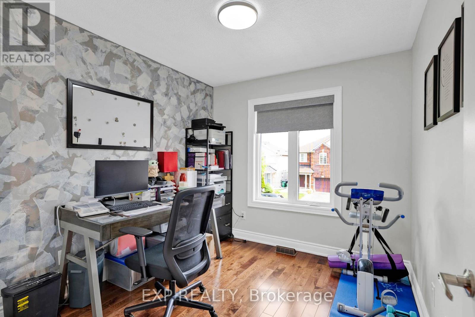4 Silverbell Court, Brampton, Ontario  L7A 3V3 - Photo 7 - W12197451