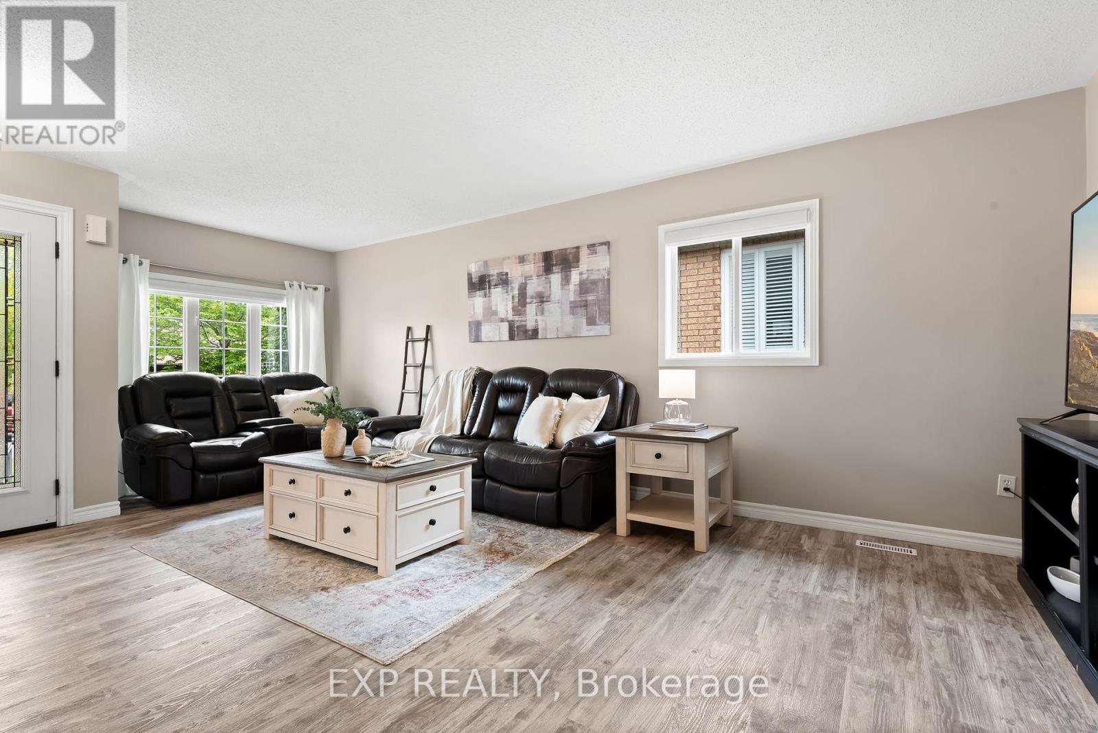 281 Rockingham Court, Cobourg, Ontario  K9A 5W3 - Photo 9 - X12197518