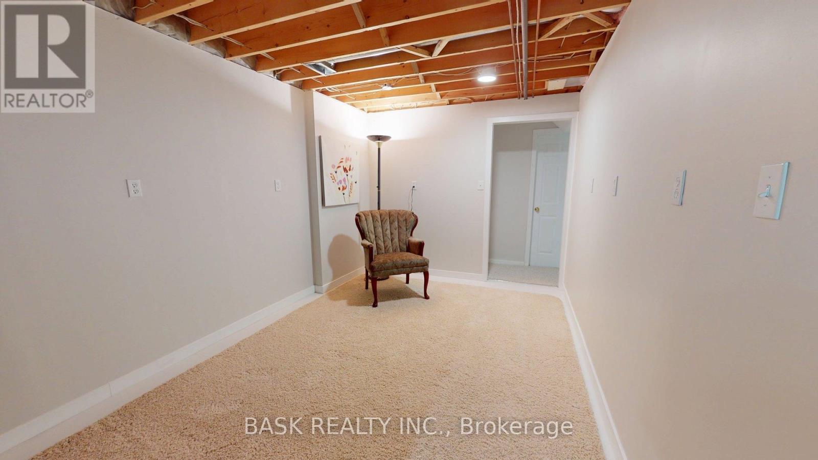 87 Schroder Crescent, Guelph, Ontario  N1E 7B4 - Photo 37 - X12197405