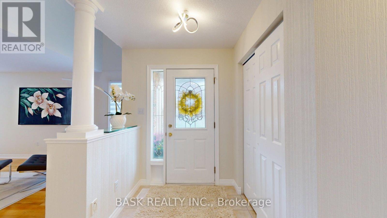 87 Schroder Crescent, Guelph, Ontario  N1E 7B4 - Photo 5 - X12197405