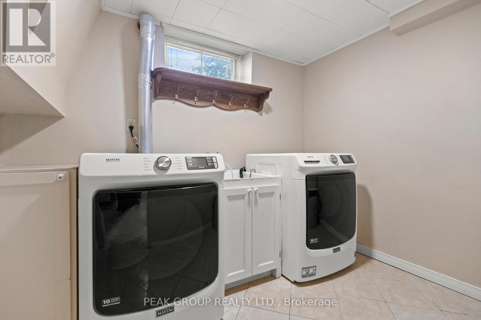 17 Trelawne Drive, St. Catharines, Ontario  L2M 2G6 - Photo 23 - X12197517