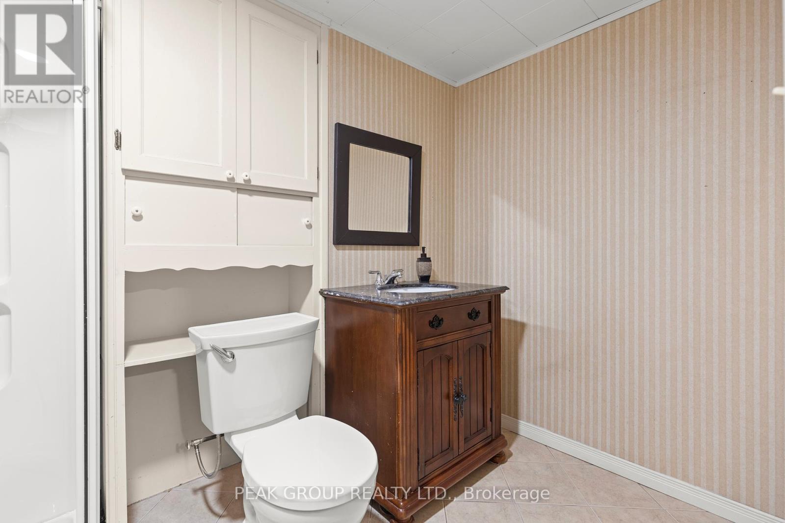 17 Trelawne Drive, St. Catharines, Ontario  L2M 2G6 - Photo 27 - X12197517