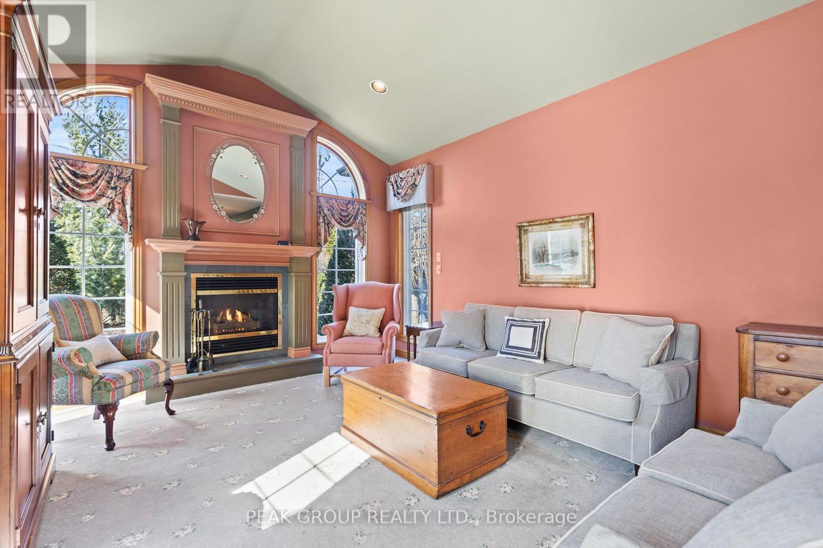 17 Trelawne Drive, St. Catharines (Vine/linwell), Ontario  L2M 2G6 - Photo 5 - X12197517