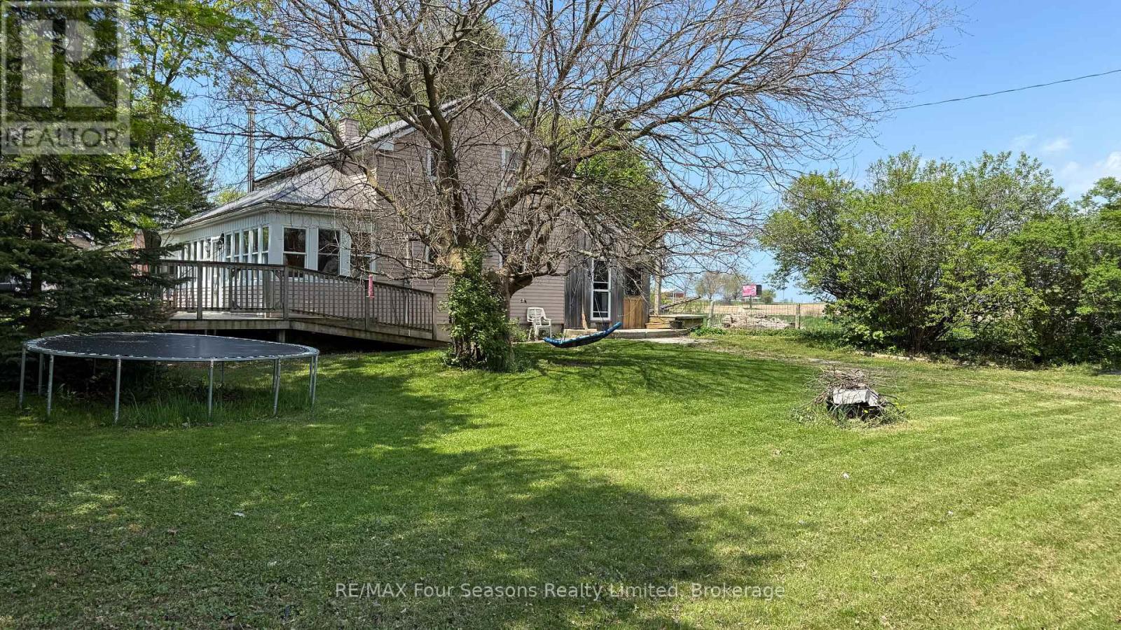 1592 Bruce Saugeen Town Line, Saugeen Shores, Ontario  N0H 2C5 - Photo 18 - X12197492
