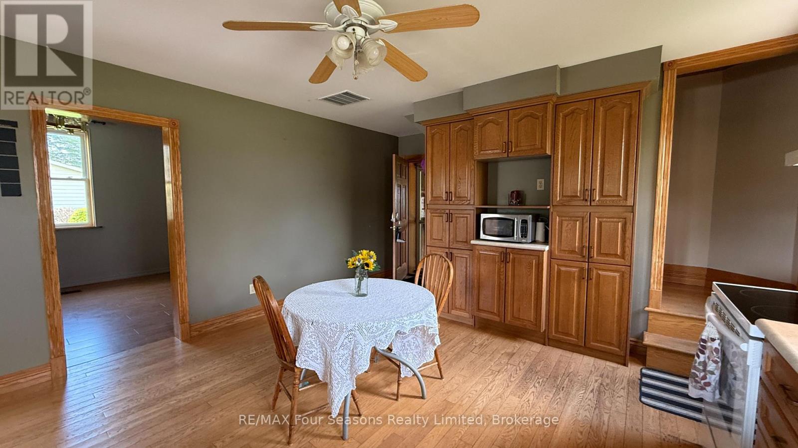 1592 Bruce Saugeen Town Line, Saugeen Shores, Ontario  N0H 2C5 - Photo 24 - X12197492