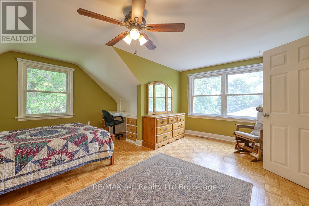 699 Kipps Lane, London East, Ontario N5Y 4R5 - Photo 29 - X12197493